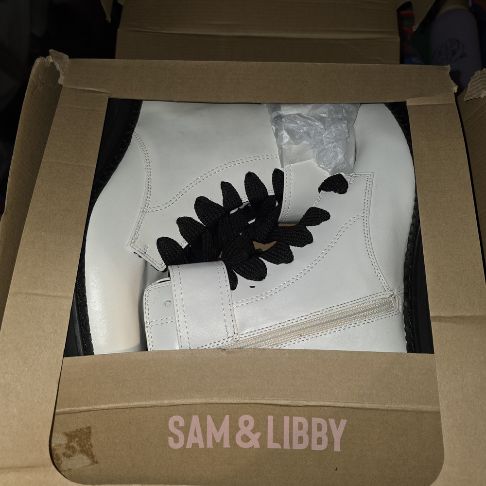 Sam & Libby White and Black Lace-Up Boots